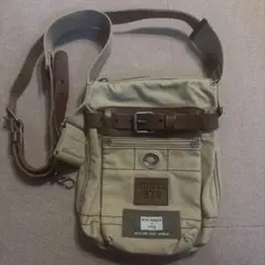 DIESEL ショルダーバッグ ベージュ☆カジュアル　ミリタリー