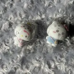 ちいかわ　サンリオ　シークレットフロッキーマスコットチャーム　キティ　ちいかわ