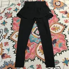 LULULEMON フリル付きブラックレギンス