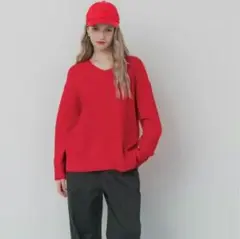 ニット赤