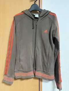 adidas ジップパーカー