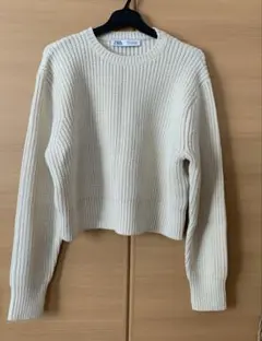 ZARA ショート丈　　 セーター　　XS