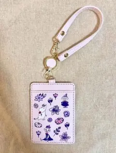 アフタヌーンティー　ムーミン　コラボ　パスケース　定期入れ　ピンク系　新品未使用