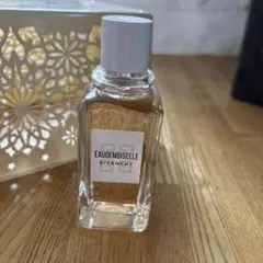 EAU DEMOISELLE GIVENCHY 香水