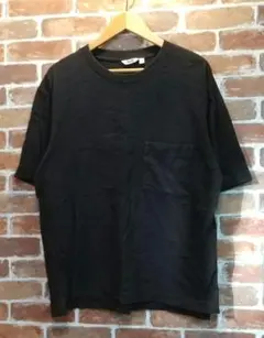 UNIQLO U ブラック Tシャツ