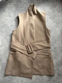 ZARA ベージュ ノースリーブ ベスト ウエストベルト付き