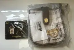 ダッフィーショルダーバッグ、バッチセット