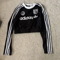 adidas クロップドトップス M ブラック