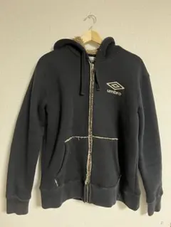 【umbro】90~フルジップアップパーカー