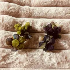 布製 ぶどうイヤリング 紫 緑 青 ハンドメイドイヤリング