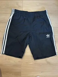 adidasナイロンパンツ