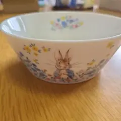 ピーターラビットBeatrix Potter フラワーポット - メルカリ