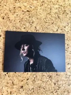 ISSA トレーディングカード Everything is part of