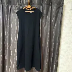 GAP ブラック ノースリーブワンピース M