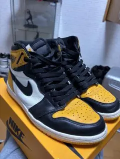 NIKEAIRJORDAN1RETRO TAXI