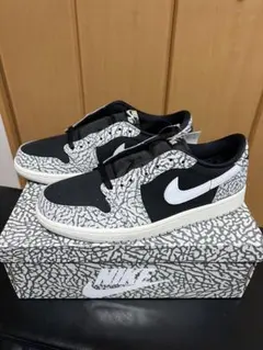 【新品未使用品】 エアジョーダン1 low OG ブラックセメント