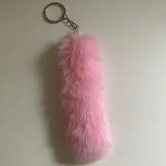 ふわふわ　しっぽキーホルダー　ピンク