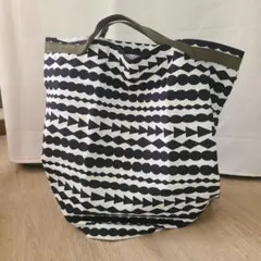 Item thumbnail for item d099c0b8-55bf-4420-a1b3-2d917f6a8620