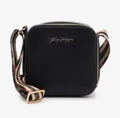Tommy Hilfiger ロゴベルトミニショルダーバッグ