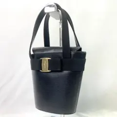 美品 サルヴァトーレフェラガモ VARA リボン バケツ型 ハンドバッグ 黒のサムネイル