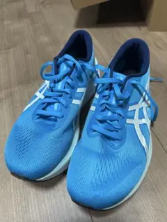 27.0cm wide アシックス　マジックスピード4