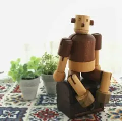 BTS V 木製ロボット タルボのサムネイル