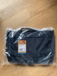 Item thumbnail for item c7cf3d1e-adeb-4fae-876f-83388417b5a7