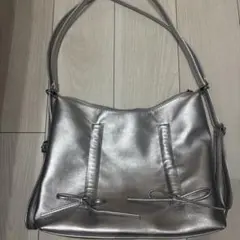 Item thumbnail for item a766a46d-9692-4a36-be1a-d003a0ad899a