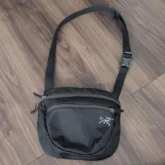 ARC'TERYX マンティス2ブラックのサムネイル