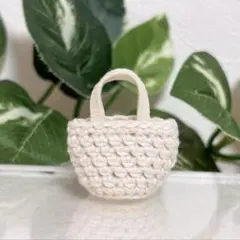 Item thumbnail for item 3dbf060c-8f3f-40ac-bb85-1a59974a2f8f