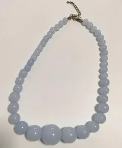 水色玉ネックレス