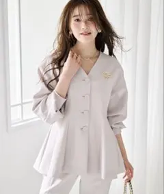 【2点セット】洗える/防シワ　Ｖネックペプラムセットアップ