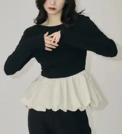 NEUNA バックシャンバルーンペプラムトップス　即日発送のサムネイル