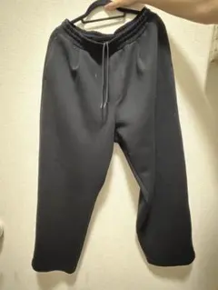 GU ブラック スウェットパンツ