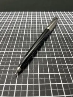 Item thumbnail for item fea25469-4a10-4b6a-b995-5ccf5ee21dee