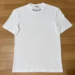 〔極美品〕モンクレール　襟ロゴ　ホワイト　Tシャツ　S 国内正規品 5S523 極美品〕モンクレール 襟ロゴ ホワイト Tシャツ S 国内正規品 5S523
