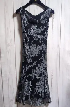 23区　花柄　Aライン　ドレス　ノースリーブ　ワンピース　結婚式　２次会