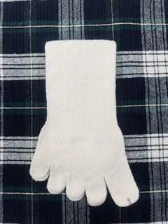 日本製　シルク100% 5本指靴下　生成