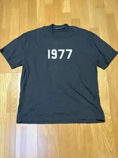 ESSENTIALS FEAR OF GOD 半袖Tシャツ