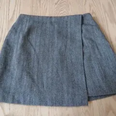 UNIQLO スコート　 Mサイズ