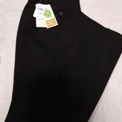 【新品】婦人　黒 ストライプ スラックス ウエスト73　LL相当パンツ　ズボン