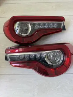 新車外し保管Z34後期テールランプ左右 - メルカリ
