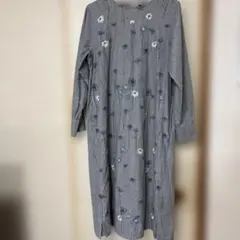 花柄刺繍 グレー 長袖ワンピース