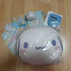 サンリオ　シナモロール　ミニクッション　くじ　カプキャラ　ノベルティー　シナモン