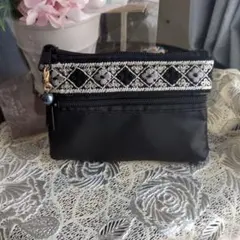 本革コインケース　インド刺繍リボン