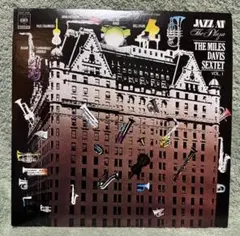 Item thumbnail for item 5bf9974d-03c1-420a-95d5-5c7cba6b27a4