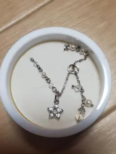 MICHEL KLEIN新品未使用花モチーフクリスタルネックレス