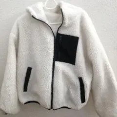 ホワイト フリースジャケット