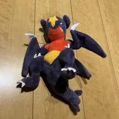 ポケモン　ガブリアス　ぬいぐるみ