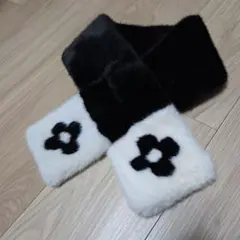 フェイクファーマフラー